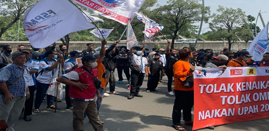  Demo di Kantor Wali Kota, Buruh Bekasi Tegas Menolak Kenaikan BBM